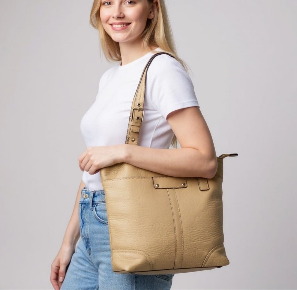 Coach Vintage Tan Leather Shoulder Tote Very Gently Loved Great For Summer